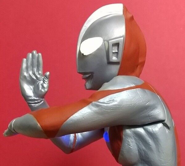 赤い玉とベーターカプセル付き】大怪獣シリーズ 宇宙警備隊長