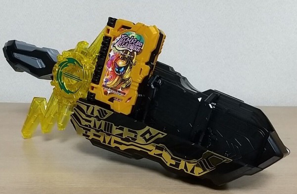 仮面ライダーセイバー】DX火炎剣烈火 サウンドアップデート