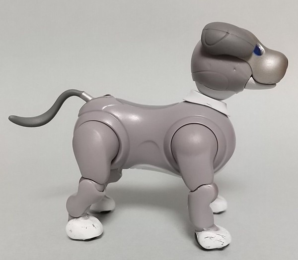 有名ペットロボがガシャポンフィギュアに♪】aibo アクション