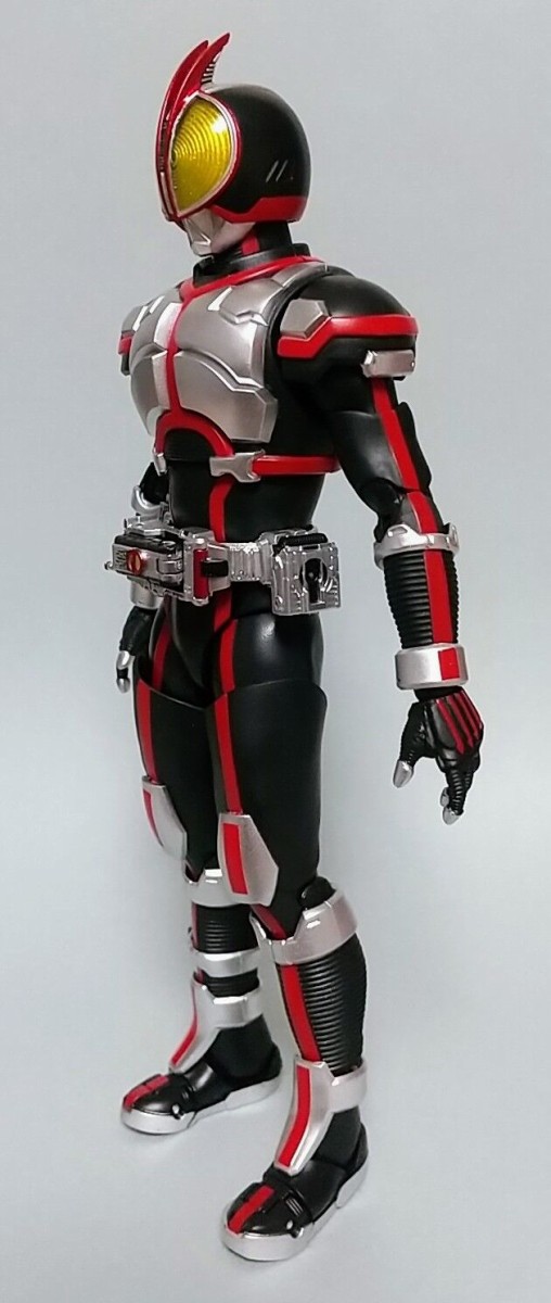 S.H.Figuarts(真骨彫製法) 仮面ライダーファイズ、仮面ライダー