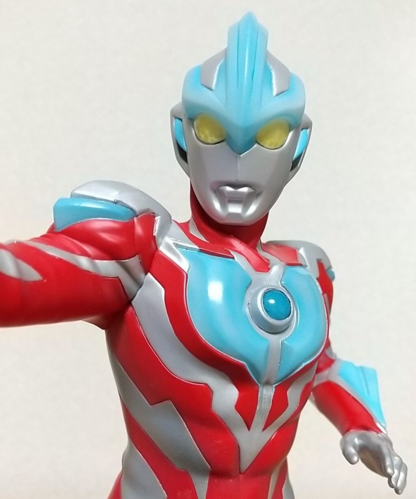 ウルトラマン MISIA ゴールドフィギュア CD無し★新品未使用 cg61784694_600x600_crop_center