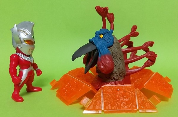 別売りのアルティメットルミナスにも使える】究極円谷怪獣博覧会