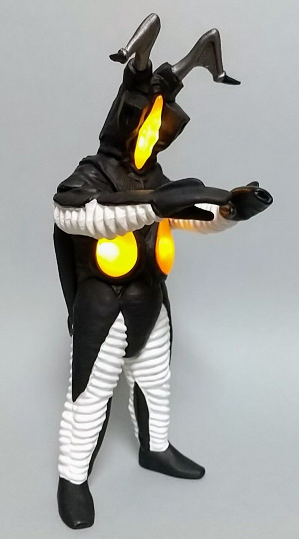 リレー発光！鳴き声も収録】究極アルティメットルミナス