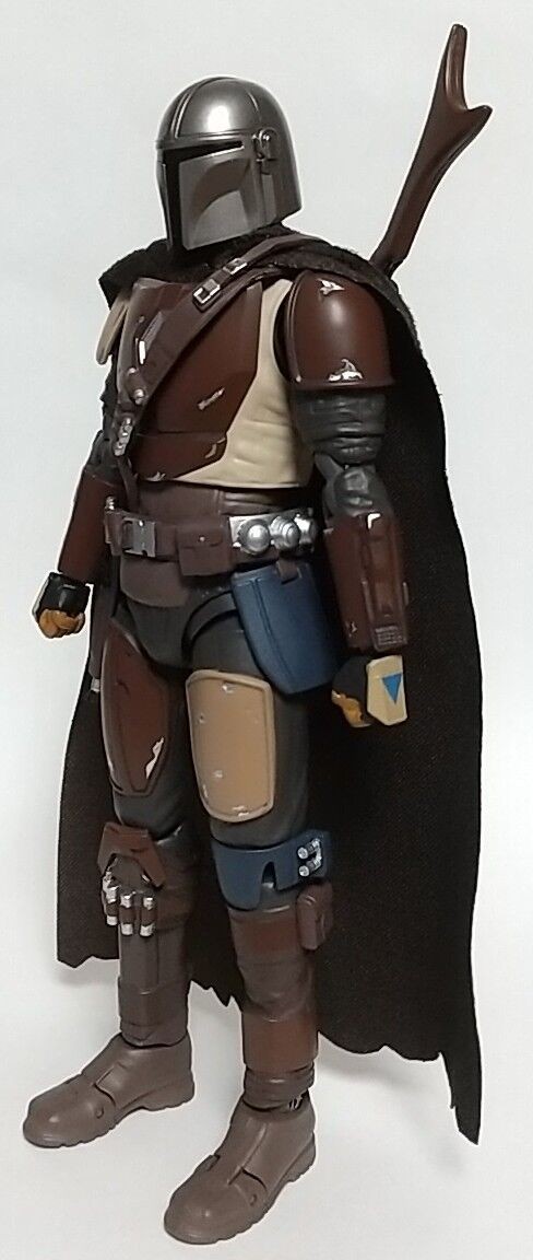質感が良い布マント♪】S.H.Figuarts ザ・マンダロリアン(STAR WARS