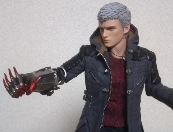 デビルメイクライ5のネロの1/6スケール可動フィギュア♪】ASMUS