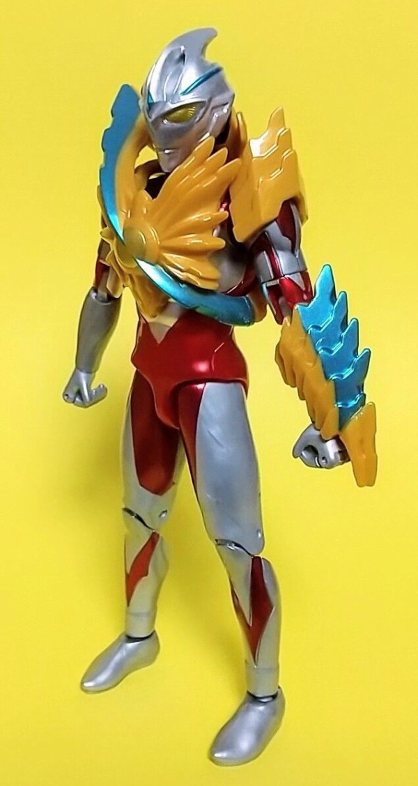 ウルトラマンアーク メタリックカラーver.　サトゥルーアーマーセット 現状品 ウルトラマンアーク メタリックカラーver. サトゥルーアーマー