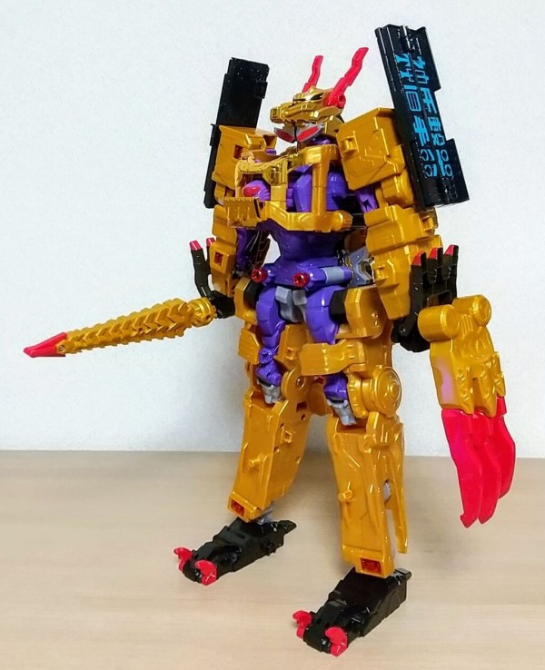 新品　暴太郎戦隊ドンブラザーズ DX虎龍攻神 Amazon.co.jp: 暴太郎戦隊ドンブラザーズ DX虎龍攻神(トラ
