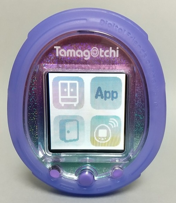 歴代キャラを網羅した25周年記念ブック付き】Tamagotchi Smart