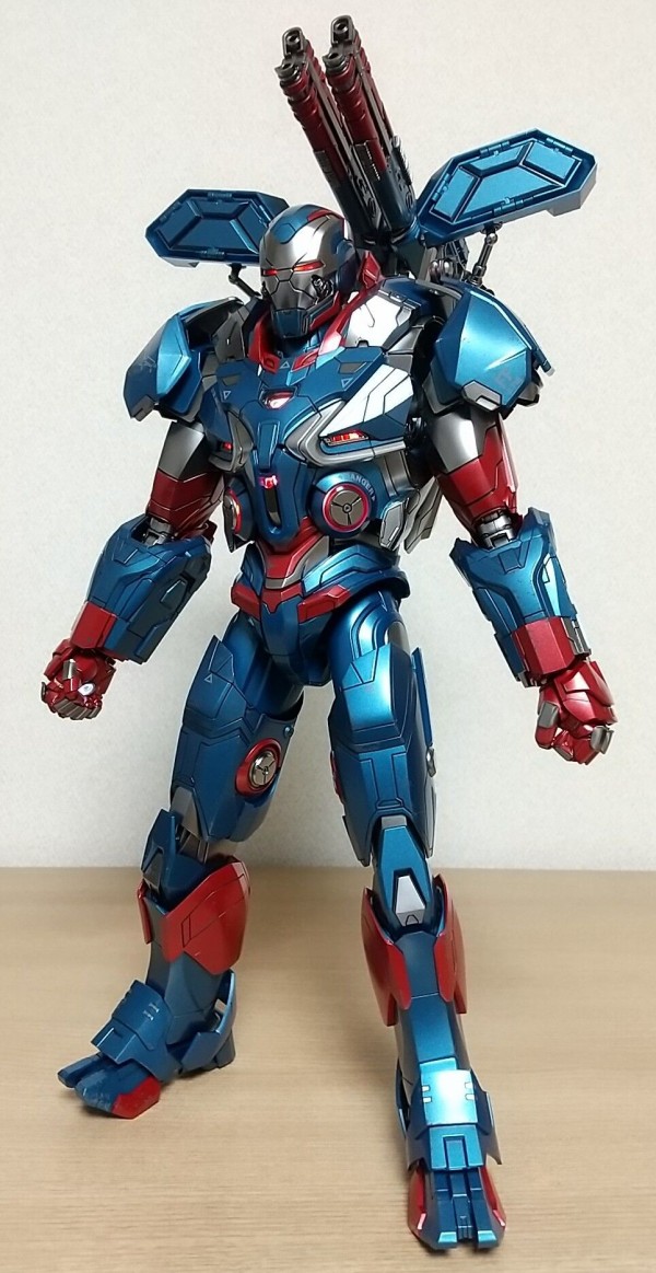 虹色ペソギソ　ホットトイズ　エンドゲーム　アイアンパトリオット ムービー・マスターピース DIECAST】『アベンジャーズ