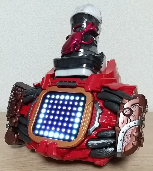仮面ライダーリバイス】変身ベルト DXベイルドライバー＆デストリーム
