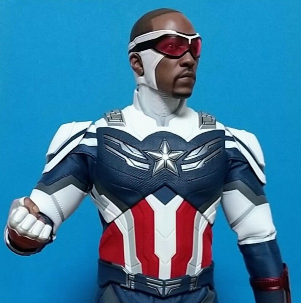 サム版キャプテン！レッド・ウィングも付属】HOTTOYS テレビマスターピース キャプテン・アメリカ(ファルコン&ウィンター・ソルジャー) :  Chaos☆Hobby☆Blog