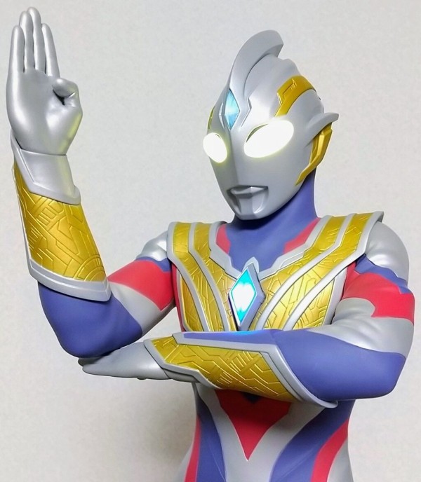 3弾はギミック満載な40cmのトリガー！】Ultimate Article ウルトラマン