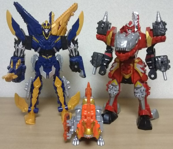 騎士竜戦隊リュウソウジャー】騎士竜シリーズ06&07 DXスピノサンダー