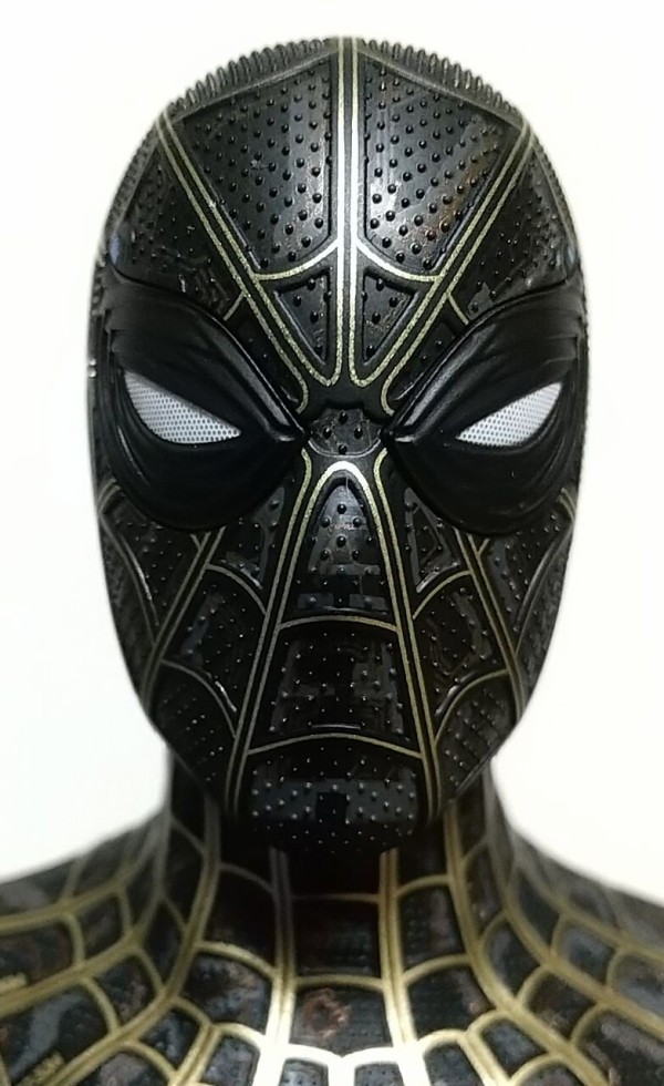 HotToys ムービーマスターピース　スパイダーマンブラック＆ゴールドスーツ 誰が登場してもおかしくない！MCU27作目 スパイダーマン ノー