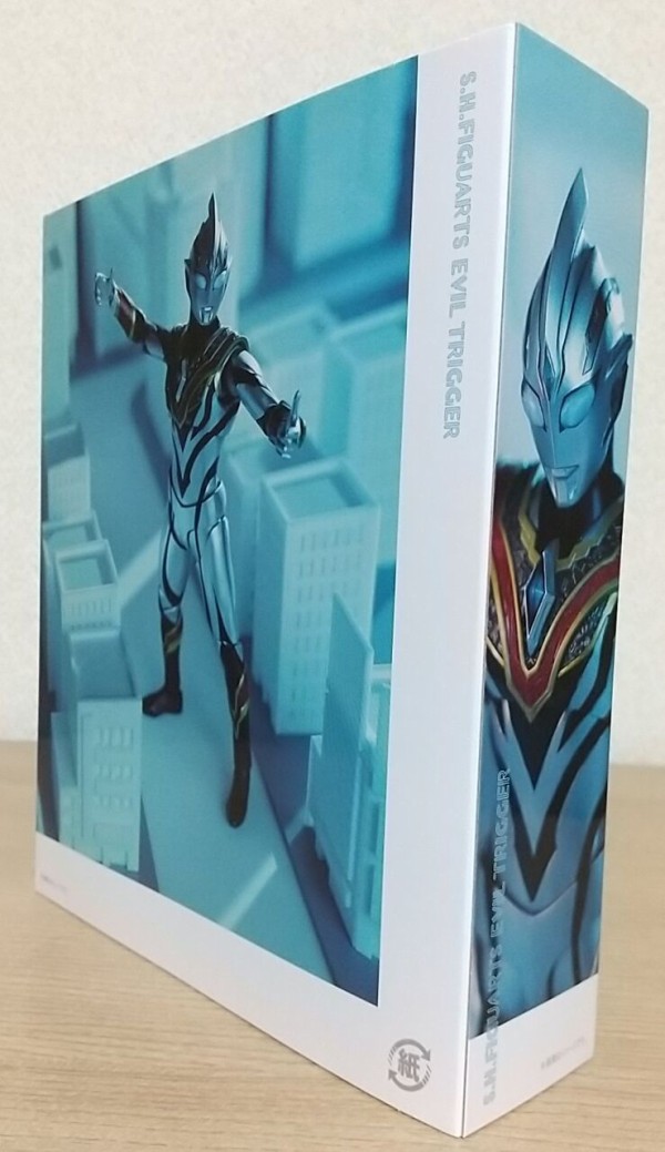 ウルトラマンゼット(レッドダメージ)用のパーツも付属】S.H.