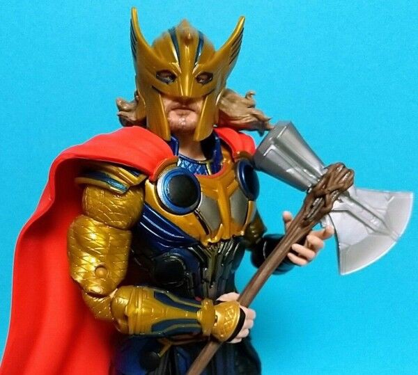ソー:ラブ&サンダー　パンフレット ジェーンがソーに！アベンジャーズ映画シリーズ29作目｢ソー ラブ