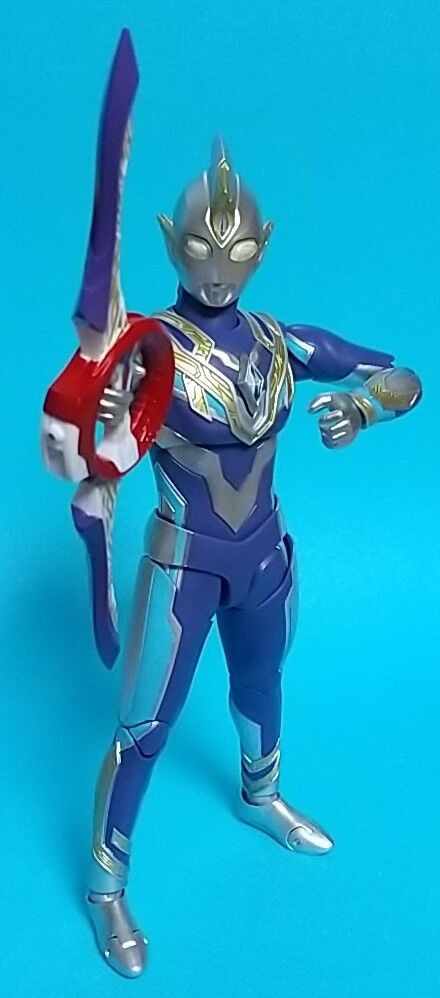 格安即決 フィギュアーツ ウルトラデュアルソード グリッタートリガー