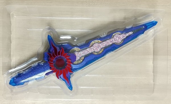 BANDAI - DX 刃王剣 クロスセイバー Amazon | [バンダイ] DX刃王剣クロスセイバー | ベルト