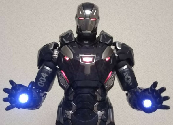 ホットトイズ hottoys ダイキャスト フォーマシン ホットトイズ hottoys ダイキャスト フォーマシン Amazon.co.jp