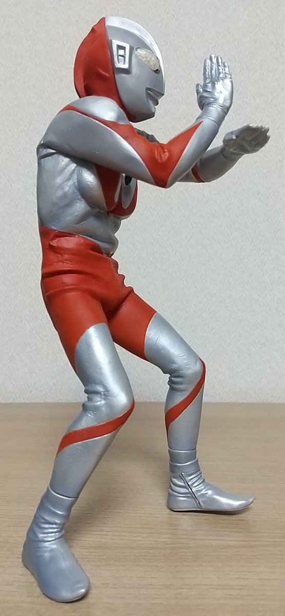 人気超激得エクスプラス ウルトラマン Cタイプ スペシウム光線 ポーズ 発光 Ver. 少年リック 限定品 大怪獣シリーズ ウルトラ Q セブン 円谷プロ ウルトラマン