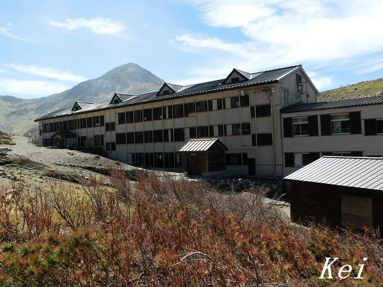 らいちょう温泉雷鳥荘 立山地獄谷温泉の白濁硫黄泉に日帰り入浴 雷鳥沢キャンプ場も近く 富山県立山町 遊々 湯ったり ぶらり旅 ゆゆぶ