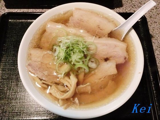 佐野ラーメン 大和 2 チャーシューメン編 食べログ栃木のラーメン店でno 1に輝く人気店 栃木県佐野市 遊々 湯ったり ぶらり旅 ゆゆぶ