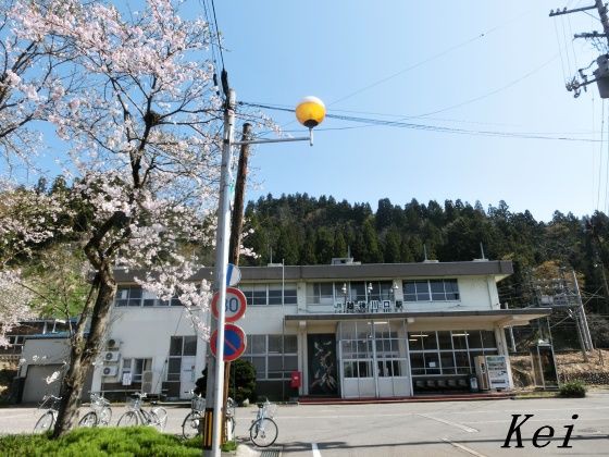 日帰り温泉 えちご川口温泉 1 越後川口駅と桜と魚野川 新潟県長岡市 遊々 湯ったり ぶらり旅 ゆゆぶ