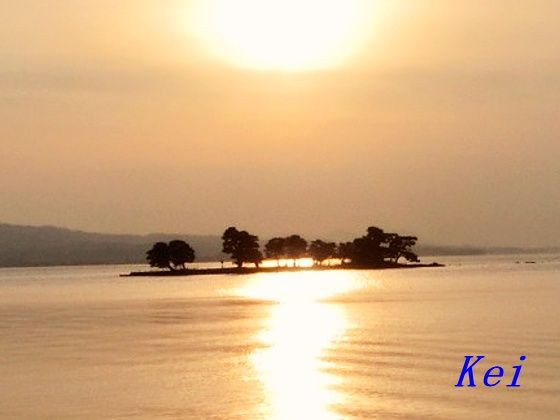 宍道湖、風景画 日本画 光嶺 作ＨＴ様指定 島根県海士町の夕陽。 自然の美しさだけでなく、後鳥羽上皇の