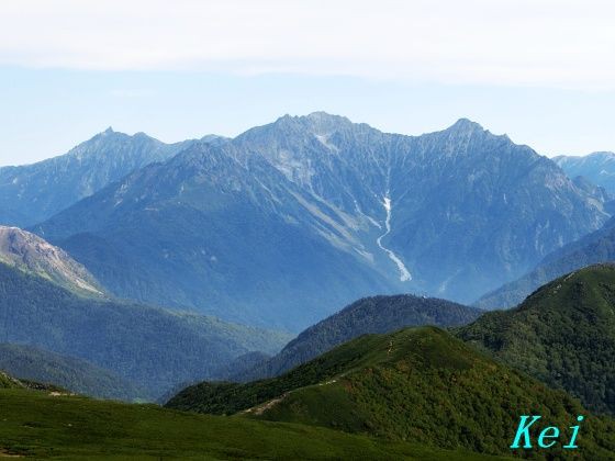 乗鞍岳 畳平 6 ちょこっと登って魔王岳山頂から眺める穂高連峰 槍ヶ岳 笠ヶ岳 岐阜県高山市 遊々 湯ったり ぶらり旅 ゆゆぶ