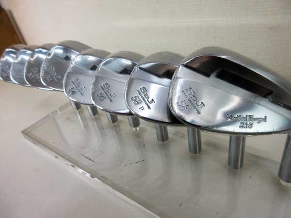 ☆新発売！高重心・精密加工フェースとS15C軟鉄鍛造のスーパーウェッジ！THREE LUCK D-tour Wedge Limited Forged  215☆ : ゴルフ工房の日々徒然ブログ【京葉ゴルフ】