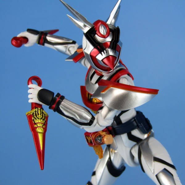 仮面ライダーアギレラ　クイーンビーゲノム S.H.Figuarts 仮面ライダーアギレラ クイーンビーゲノム」が