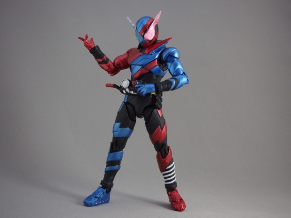 S H Figuarts 仮面ライダービルド ラビットタンクフォーム 不玩全燃焼日誌