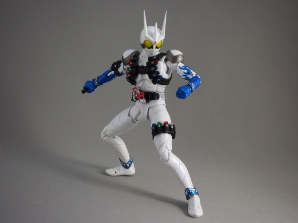 S.H.Figuarts(真骨彫製法) 仮面ライダーエターナル : 不玩全 S.H.Figuarts(真骨彫製法) 仮面ライダーエターナル : 不玩全