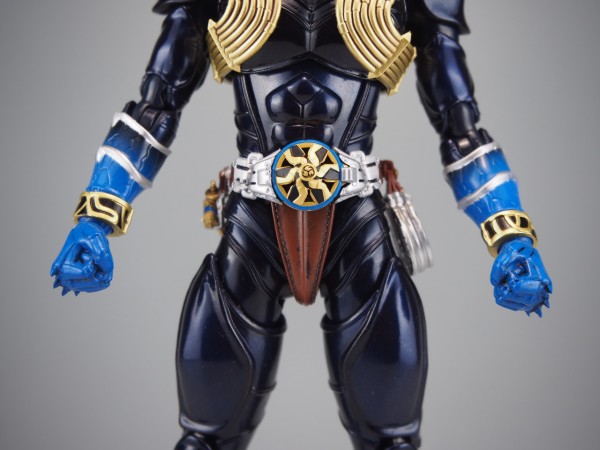 開封美品 SHFiguarts 真骨頂製法 仮面ライダー威吹鬼 先着販売】S.H.Figuarts（真骨彫製法） 仮面ライダー威吹鬼