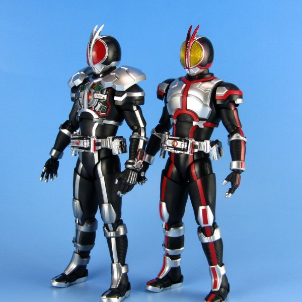 S.H.Figuarts（真骨彫製法） 仮面ライダーファイズ アクセル