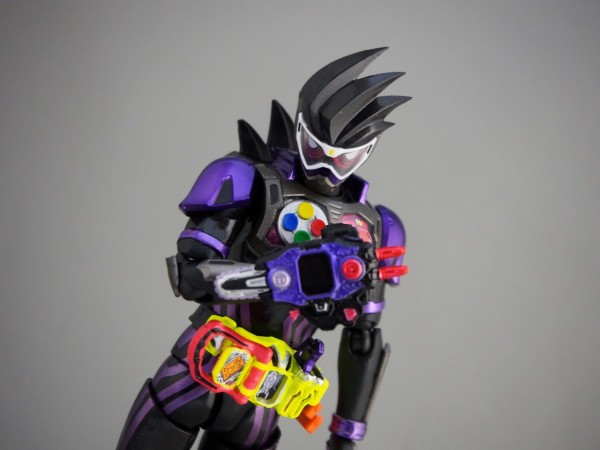 S.H.Figuarts 仮面ライダーゲンム アクションゲーマー レベル2 : 不玩