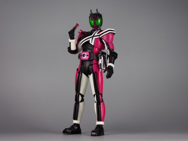 S.H.Figuarts（真骨彫製法） 仮面ライダーディケイド（ネオ