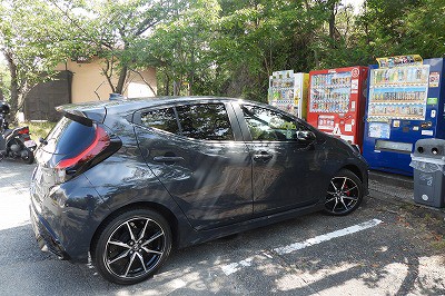 蔓島灯台 かずらしま (2024/8/7再撮影) : プジョーで訪ねた灯台訪問記