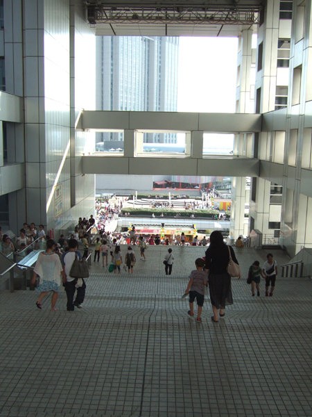 とある街の風景1 フジテレビの大階段 東京坂道さんぽ