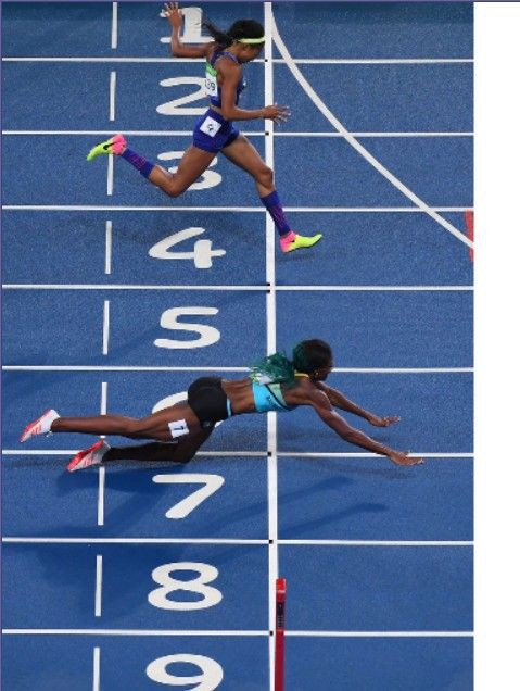 リオ五輪 陸上女子400m ミラーがヘッドスライディングでゴールへ飛び込み金メダルもぎ取る アリソン フェリックス銀メダル なんｊスポーツ