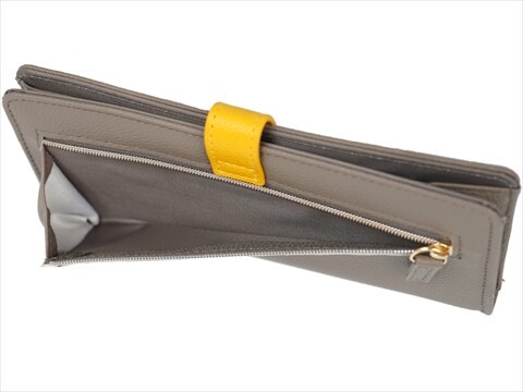 素敵なあの人 2025年 3月号 《付録》 Harriss 薄いのにたっぷり収納