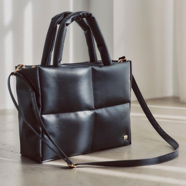 新刊情報】LA BAGAGERIE レザー調キルティングトートバッグBOOK : き