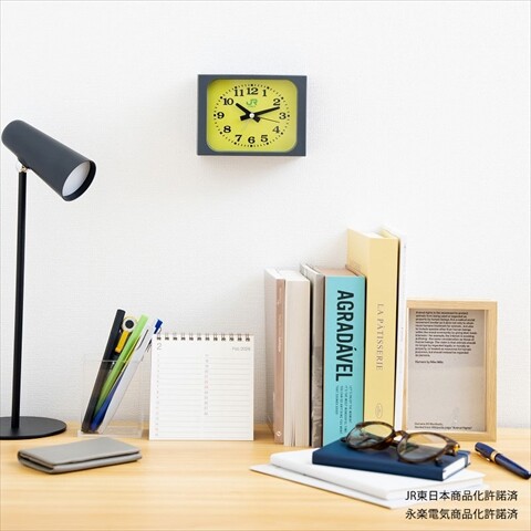 新刊情報】JR東日本 みどりの駅時計BOOK 《特別付録》 JR東日本 発車