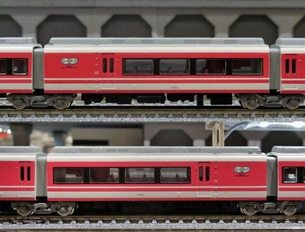 TOMIX改 小田急ロマンスカー7000形｢LSE｣新塗装 : 横浜西部急行の