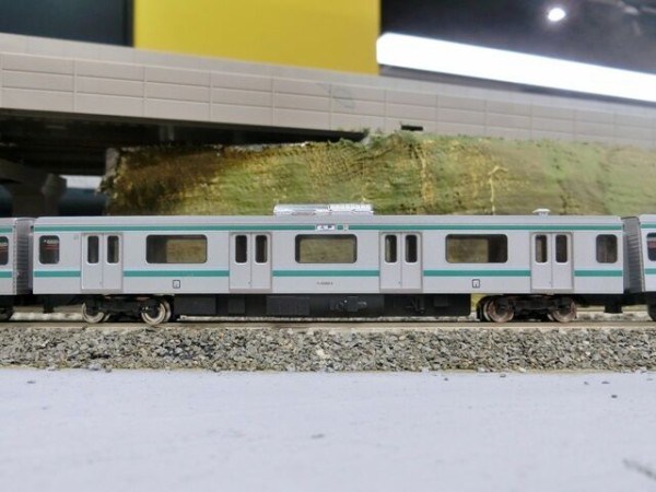 TOMIX E501系(登場時・床下黒) : 横浜西部急行の備忘録2