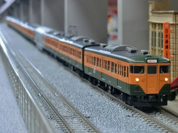 TOMIX 国鉄113-2000系近郊電車(湘南色) : 横浜西部急行の備忘録2