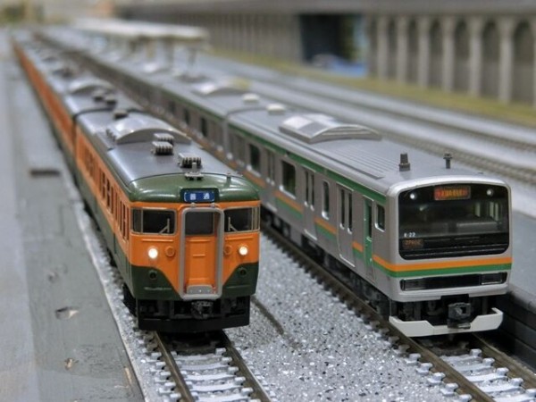 上野東京ライン 東海道線 E231系 二階建てなし14両 うち2両はKATO