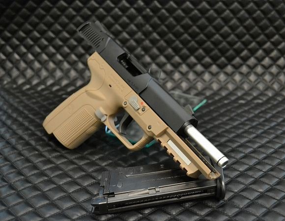 東京マルイ】 FN 5-7(Five-seveN) 【レビュー】 : Airsoft