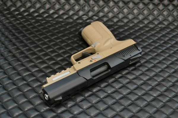 東京マルイ】 FN 5-7(Five-seveN) 【レビュー】 : Airsoft Armory(エアソフト アーモリー)