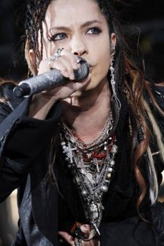 L Arc En Cielのボーカル Hyde さんの顔面偏差値wwwwwwwwwwwww 気になるまとめ速報